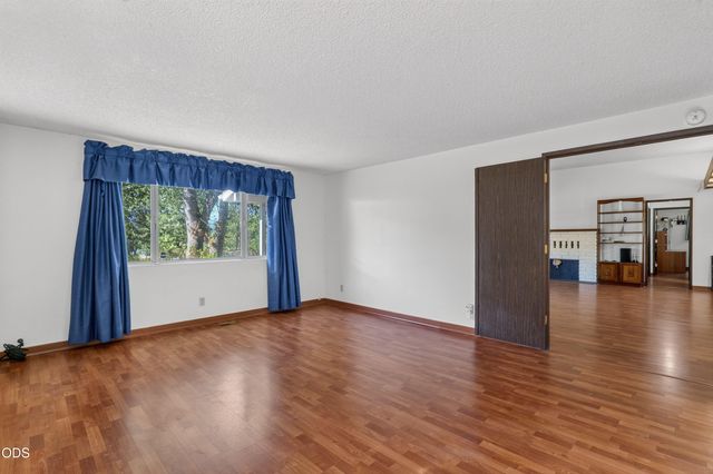 539 Roan Drive, Grants Pass, OR 97526