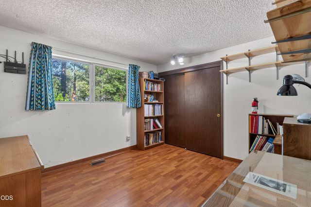 539 Roan Drive, Grants Pass, OR 97526