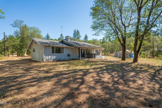 539 Roan Drive, Grants Pass, OR 97526