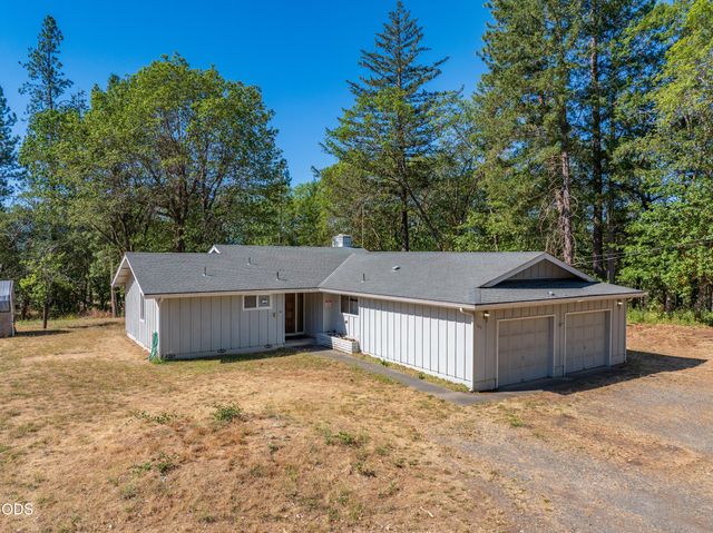 539 Roan Drive, Grants Pass, OR 97526