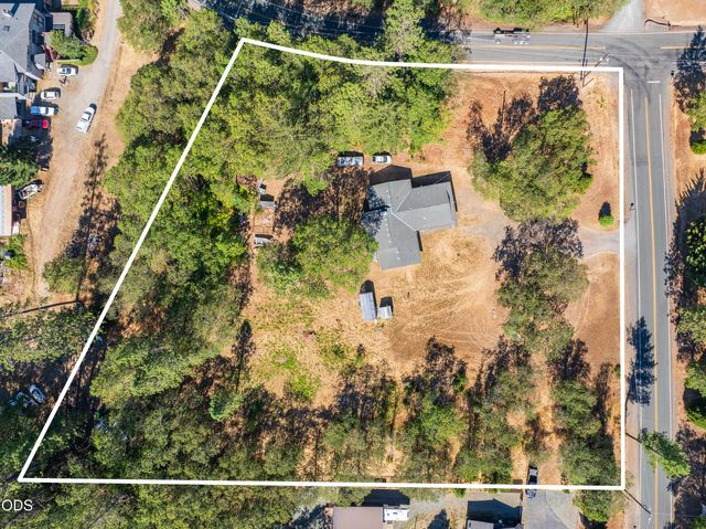 539 Roan Drive, Grants Pass, OR 97526