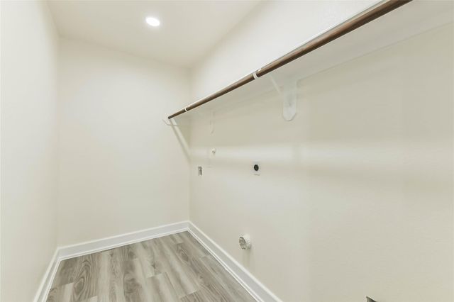 18433 Novarra Drive, Conroe, TX 77306