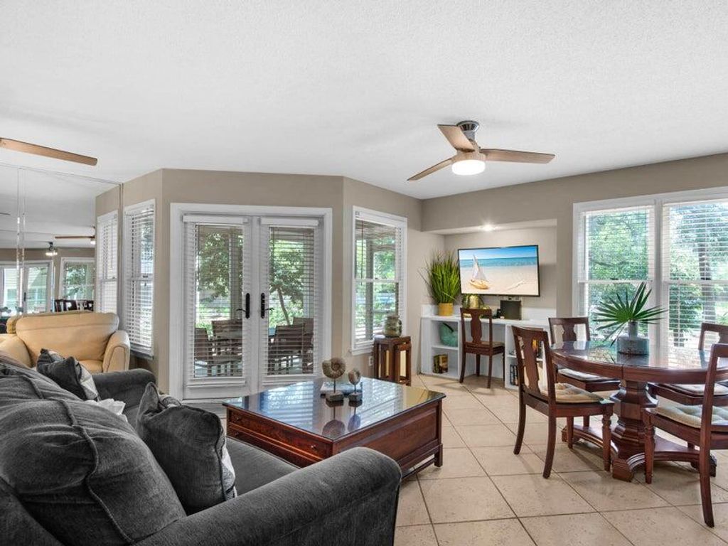 9815 W U.S. Hwy 98 226, Miramar Beach, FL 32550