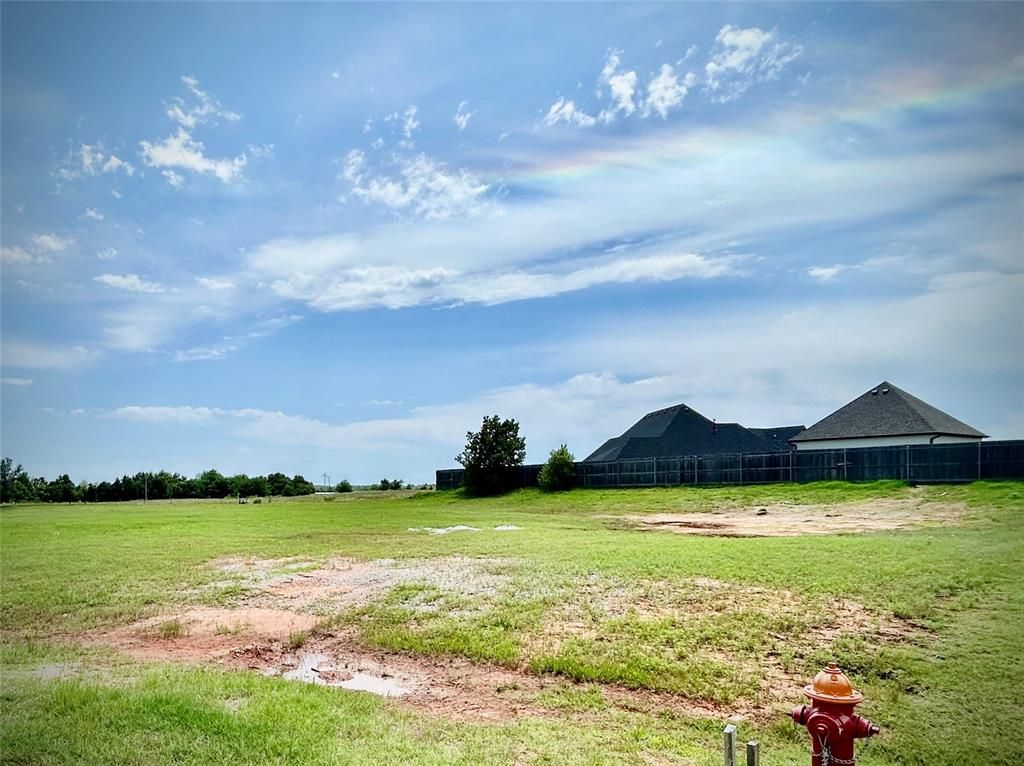 1321 Acclivis Court, Newcastle, OK 73065