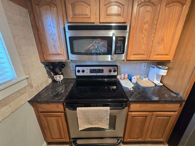 837 S Cowley St, Spokane, WA 99202