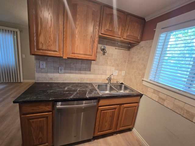 837 S Cowley St, Spokane, WA 99202