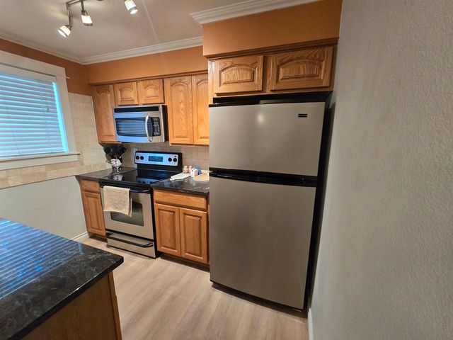 837 S Cowley St, Spokane, WA 99202