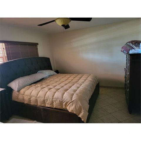 4891 NW 7TH Drive, Plantation, FL 33317