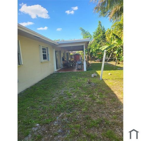 4891 NW 7TH Drive, Plantation, FL 33317