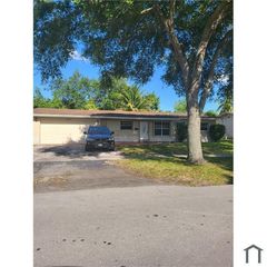 4891 NW 7TH Drive, Plantation, FL 33317