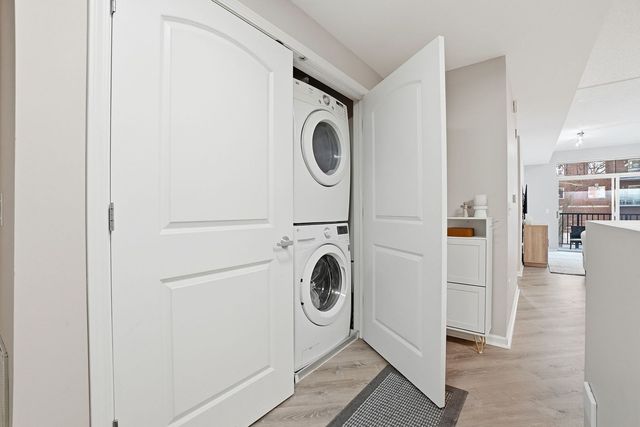 656 Pearson Street 203, Des Plaines, IL 60016