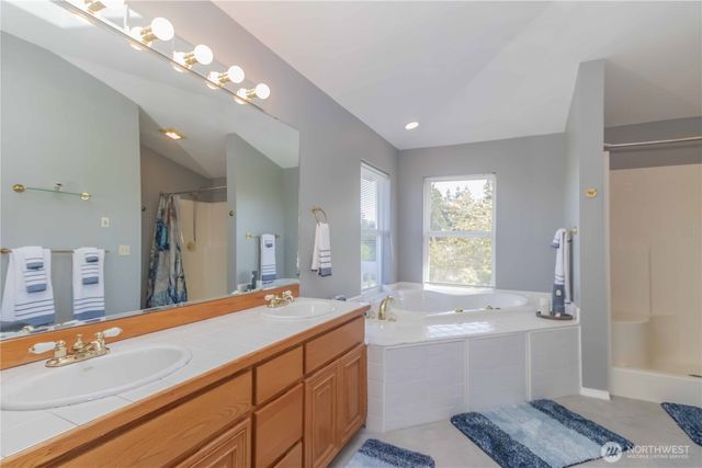 5801 51st Avenue Ct E, Tacoma, WA 98443