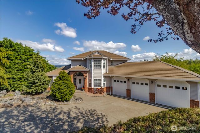 5801 51st Avenue Ct E, Tacoma, WA 98443