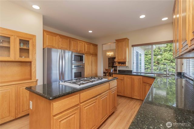 5801 51st Avenue Ct E, Tacoma, WA 98443