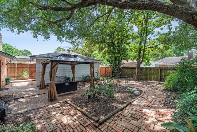 14203 Wickersham Lane, Houston, TX 77077