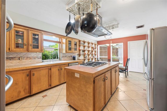 14203 Wickersham Lane, Houston, TX 77077