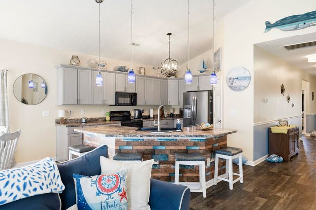 913 Bell Meade Dr., Surfside Beach, SC 29575