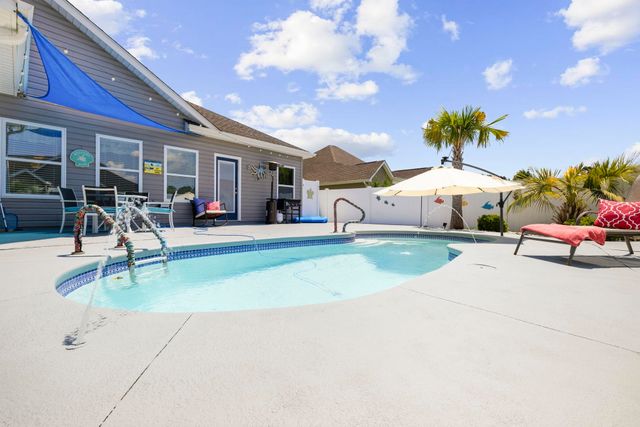 913 Bell Meade Dr., Surfside Beach, SC 29575
