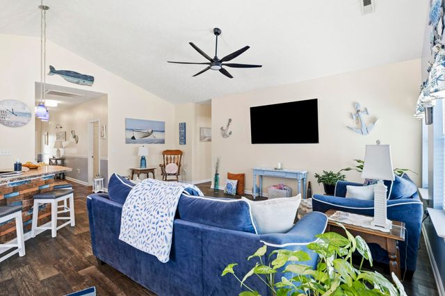 913 Bell Meade Dr., Surfside Beach, SC 29575