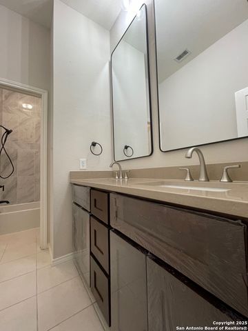 1111 Glade Crossing, San Antonio, TX 78258