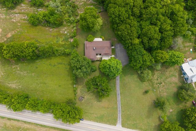 4083 Fayetteville Hwy, Petersburg, TN 37144