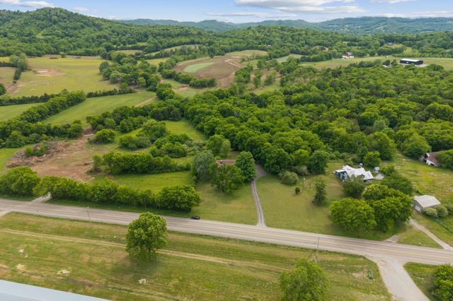 4083 Fayetteville Hwy, Petersburg, TN 37144