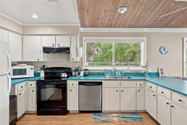 8178 LITTLE GASPARILLA ISLAND, Placida, FL 33946
