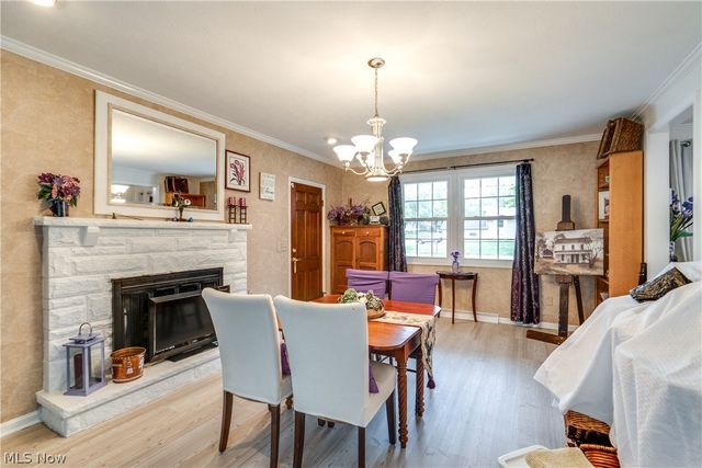 2420 Orchid Street NW, North Canton, OH 44720