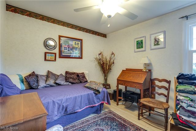 2420 Orchid Street NW, North Canton, OH 44720