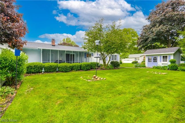 2420 Orchid Street NW, North Canton, OH 44720