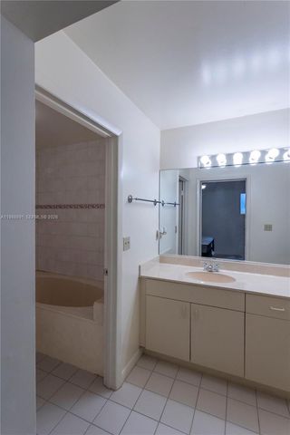 2700 N Seacrest Blvd, Boynton Beach, FL 33435