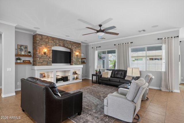 2482 E PLUM Street, Gilbert, AZ 85298