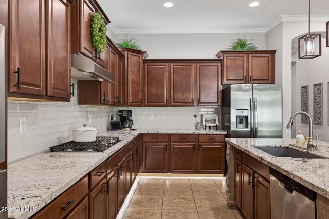 2482 E PLUM Street, Gilbert, AZ 85298