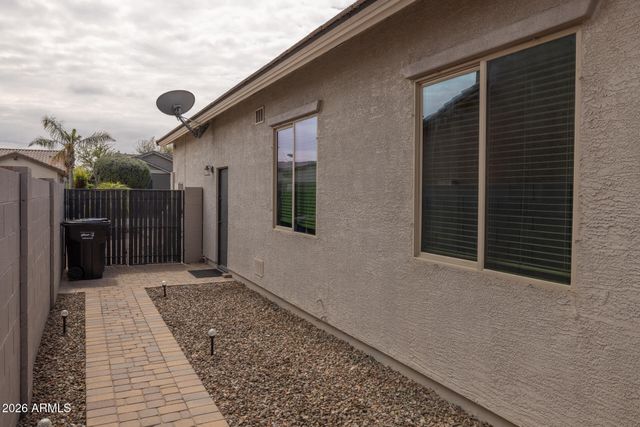 2482 E PLUM Street, Gilbert, AZ 85298