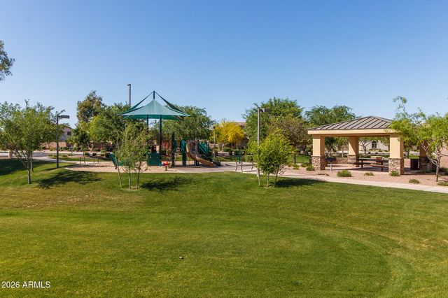 2482 E PLUM Street, Gilbert, AZ 85298