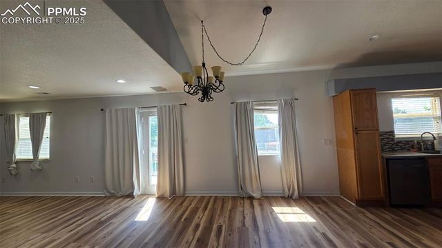 110 W Blakeland Drive, Pueblo, CO 81007
