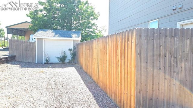 110 W Blakeland Drive, Pueblo, CO 81007