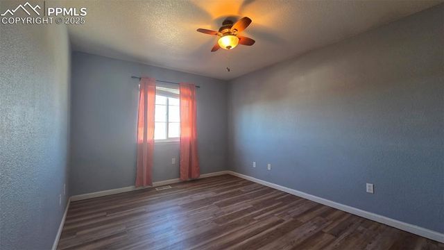 110 W Blakeland Drive, Pueblo, CO 81007