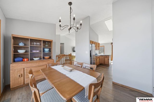 2825 O'Malley Drive, Lincoln, NE 68516