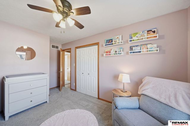 2825 O'Malley Drive, Lincoln, NE 68516