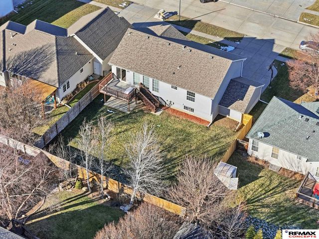 2825 O'Malley Drive, Lincoln, NE 68516