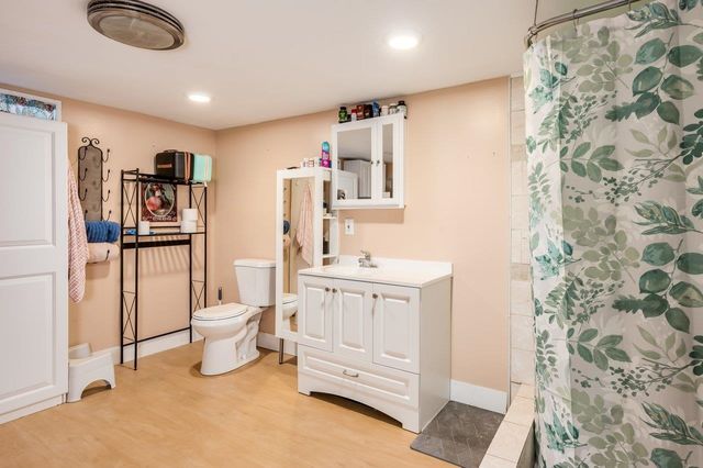 172 Ledge Street, Nashua, NH 03060