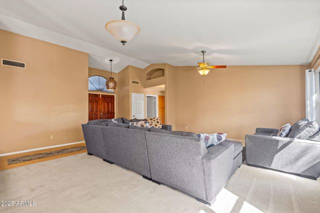 10837 W COTTONWOOD Lane, Avondale, AZ 85392