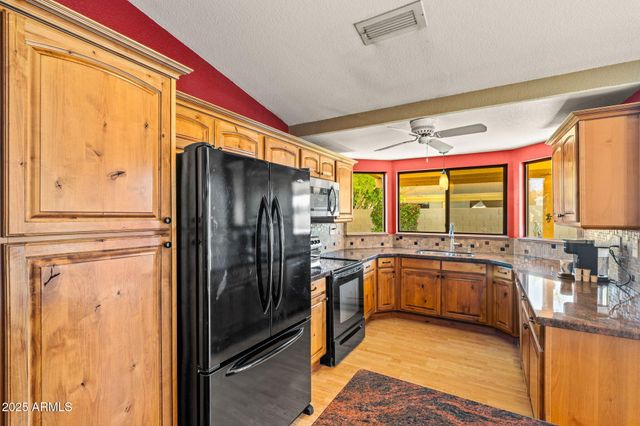 10837 W COTTONWOOD Lane, Avondale, AZ 85392