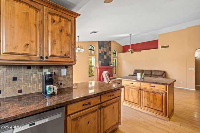 10837 W COTTONWOOD Lane, Avondale, AZ 85392