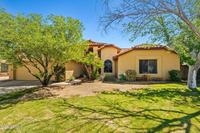 10837 W COTTONWOOD Lane, Avondale, AZ 85392