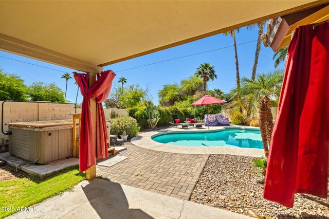 10837 W COTTONWOOD Lane, Avondale, AZ 85392