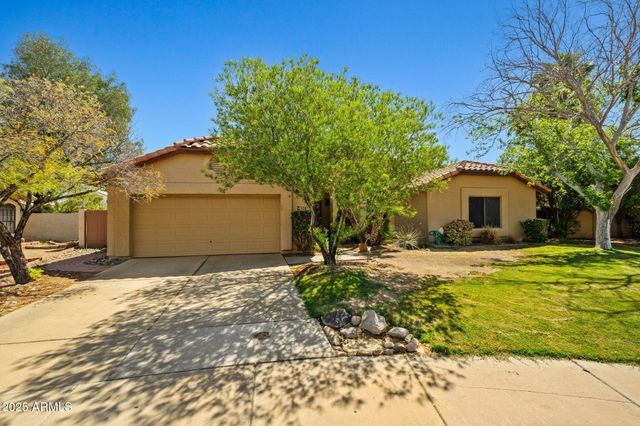 10837 W COTTONWOOD Lane, Avondale, AZ 85392