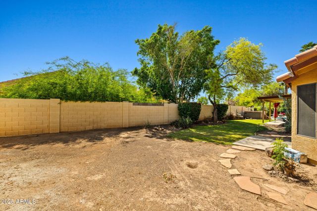 10837 W COTTONWOOD Lane, Avondale, AZ 85392