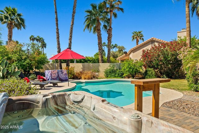 10837 W COTTONWOOD Lane, Avondale, AZ 85392